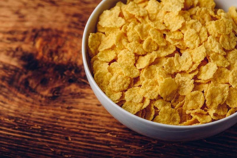 Corn flakes in bowl